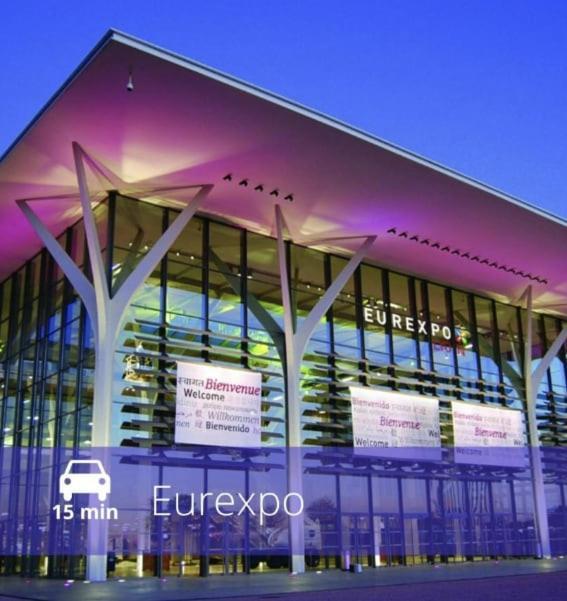 Le Petit Cocon - Parking Prive - Lyon Sud Lägenhet Vénissieux Exteriör bild